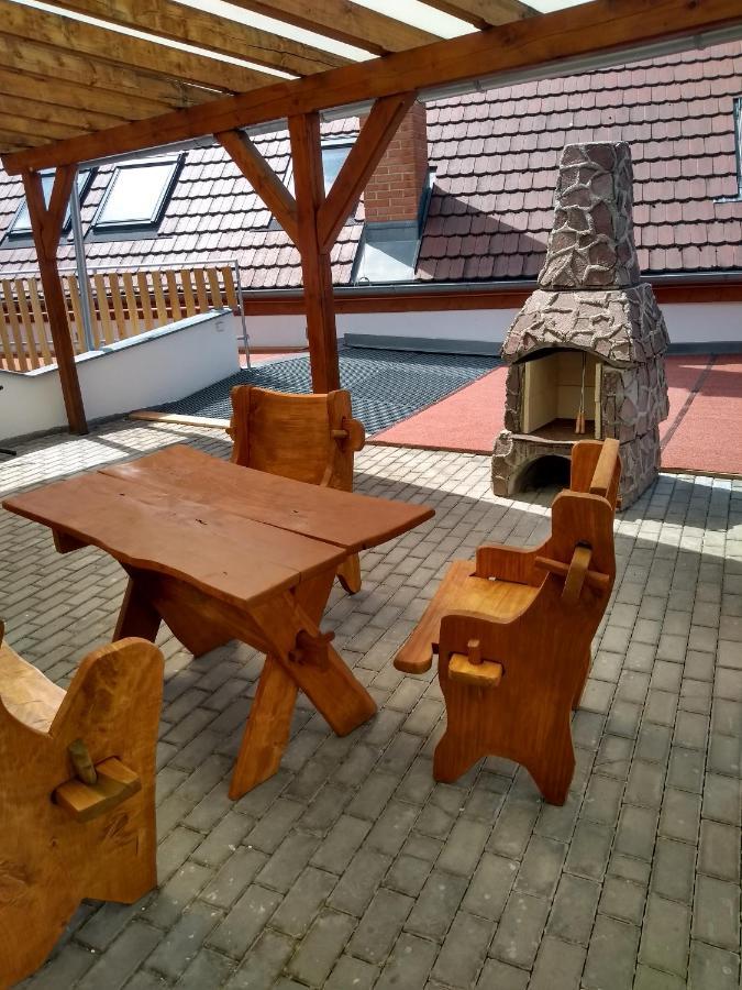 Apartmany Lono Jičín Dış mekan fotoğraf