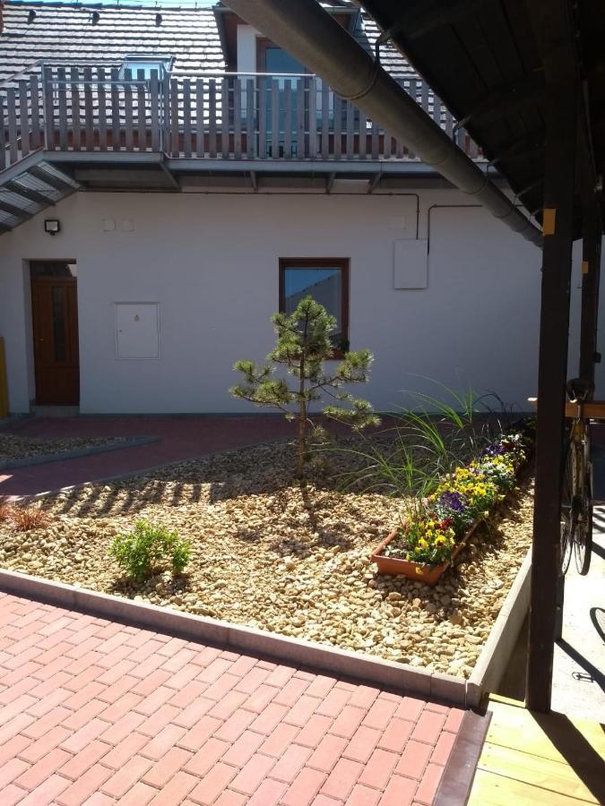 Apartmany Lono Jičín Dış mekan fotoğraf