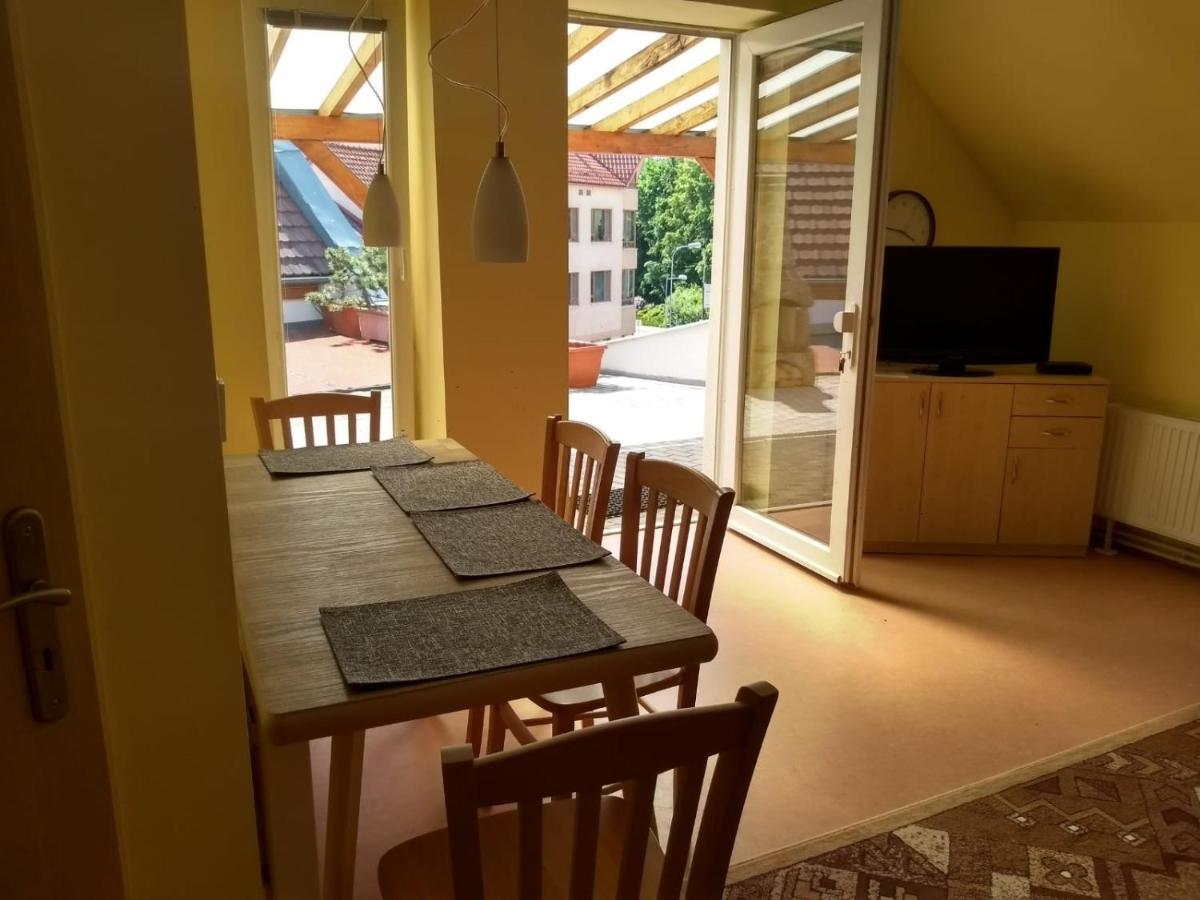 Apartmany Lono Jičín Dış mekan fotoğraf