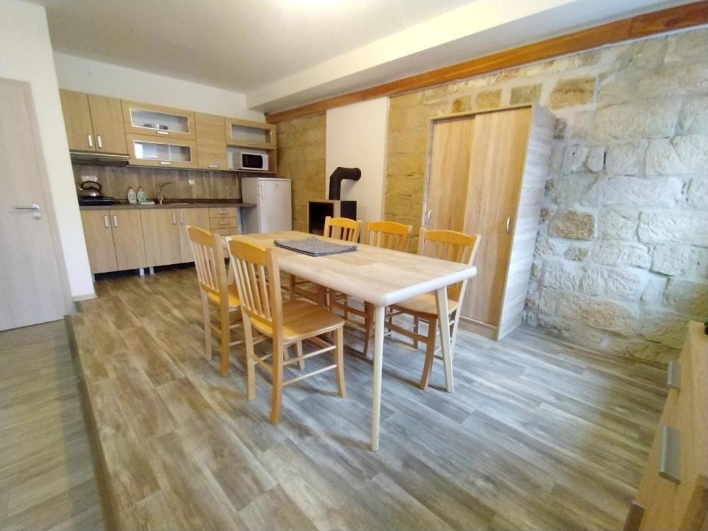 Apartmany Lono Jičín Dış mekan fotoğraf